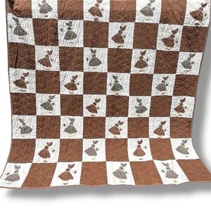 RARE Vintage Sunbonnet Sue brown and crème king size handmade Cottagecore quilt